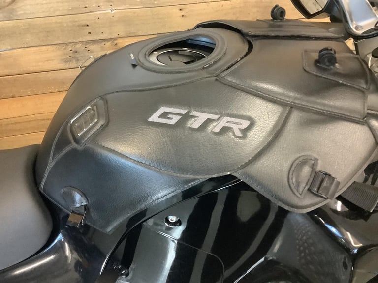 KAWASAKI GTR1400 2009 28K MILES
