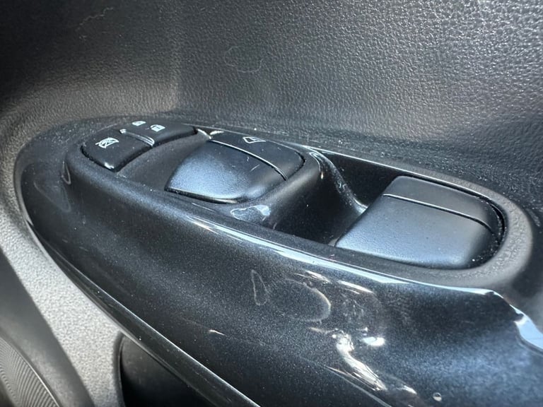 2017 Nissan Juke 1.5 dCi N-CONNECTA SUV 5dr DIESEL Euro 6 (s/s) (110 ps) WITH SERVICE HISTOR HATC...