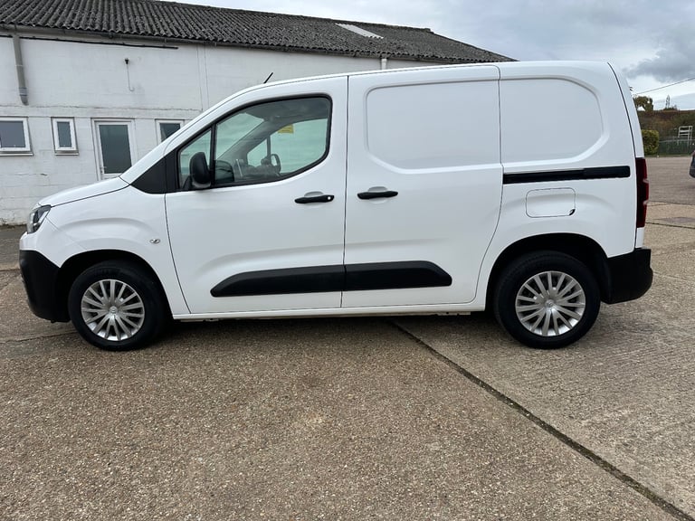 Citroen, BERLINGO, Panel Van, 2019, Manual, 1560 (cc)