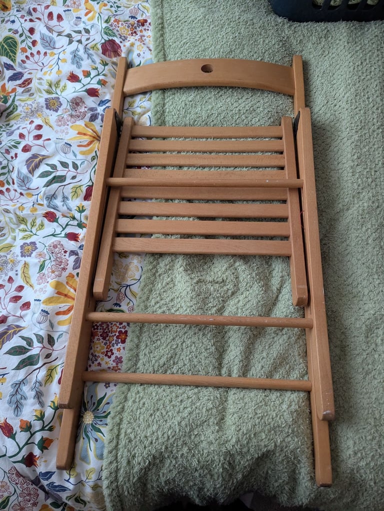 image for Folding chairs - 4 in total