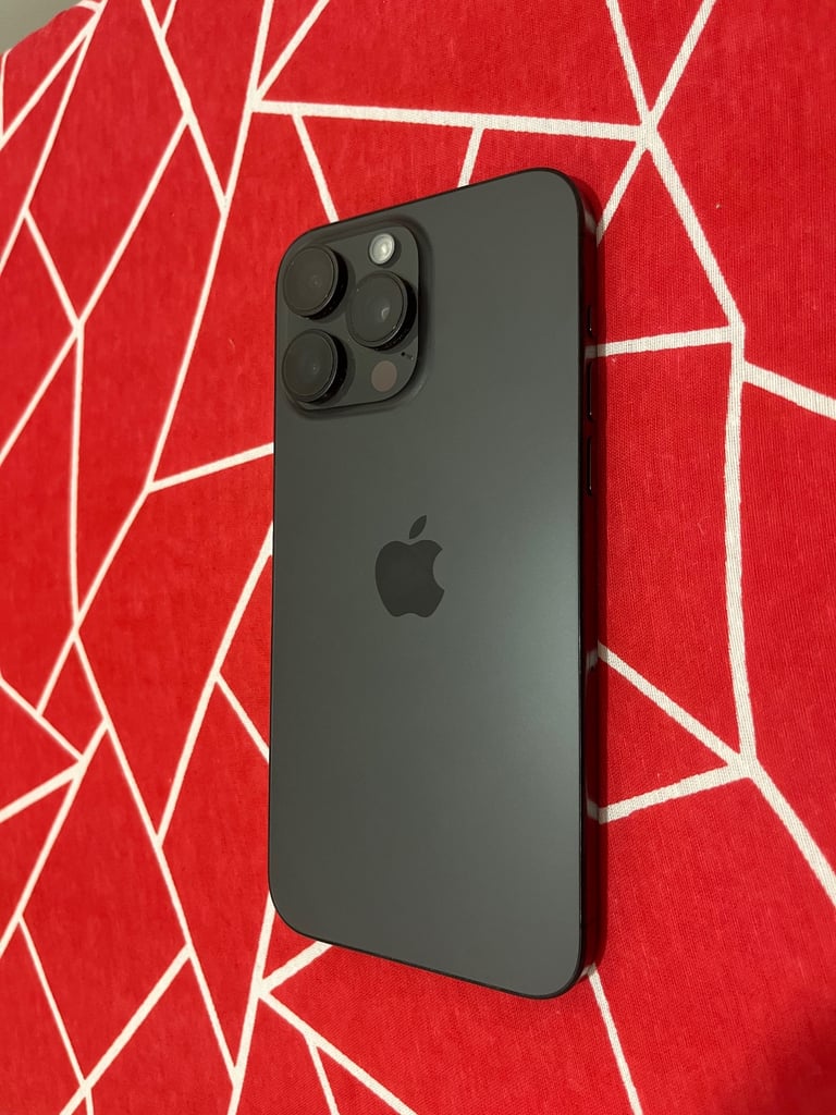 iPhone 15 Pro Max 