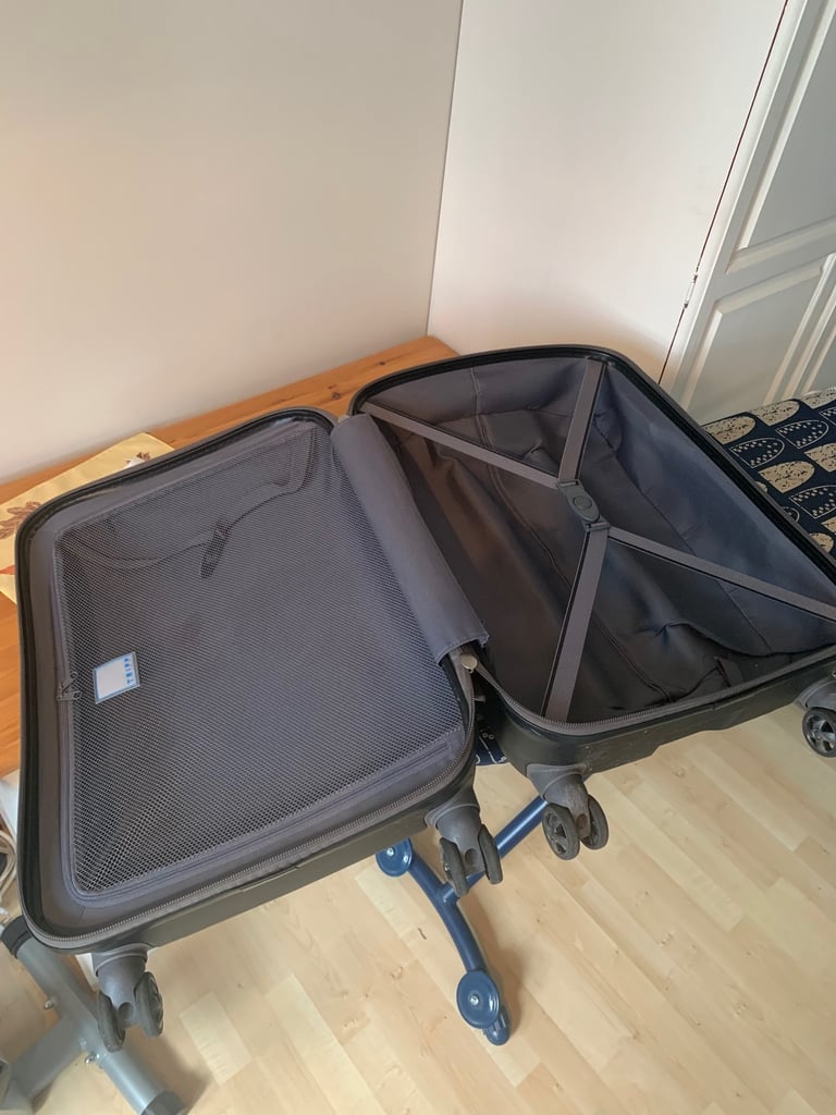 TRIPP MEDIUM SUITCASE