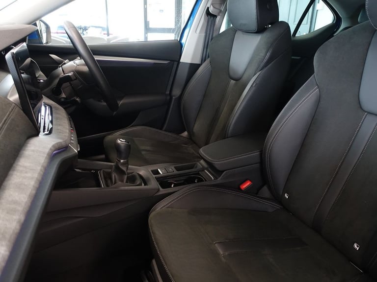 2025 Skoda Octavia 1.5 TSI ACT SE L Hatchback 5dr Petrol Manual Euro 6 (s/s) (150 ps) Hatchback P...