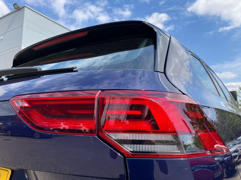 2021 Volkswagen Golf LIFE TSI ESTATE Petrol Manual