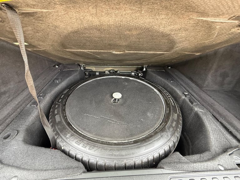 2016 Land Rover Range Rover Sport 3.0 SD V6 Autobiography Dynamic SUV 5dr Diesel Auto 4WD Euro 6 ...