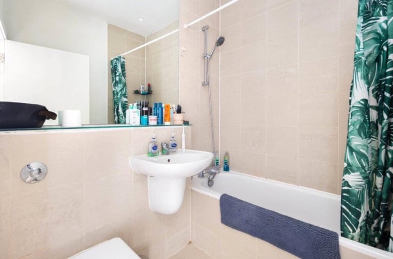 3 bed flat next to Broadway market 