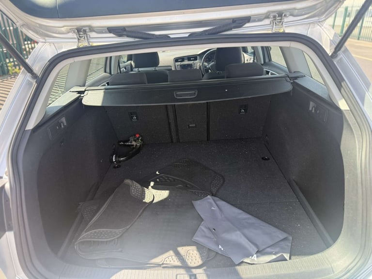 VW Golf 1.6 Automatic. FSH