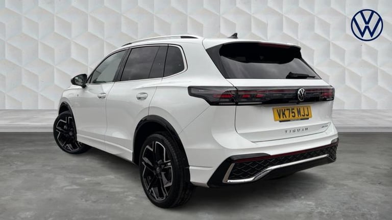 2025 Volkswagen Tiguan 1.5 TSI eHybrid R-Line 5dr DSG ESTATE PETROL/ELECTRIC Automatic