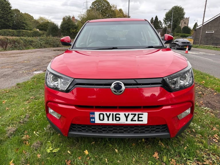 2016 16 SSANGYONG TIVOLI 1.6D EX FULL HISTORY MINT LEATHER MOT 10/26 PX SWAPS