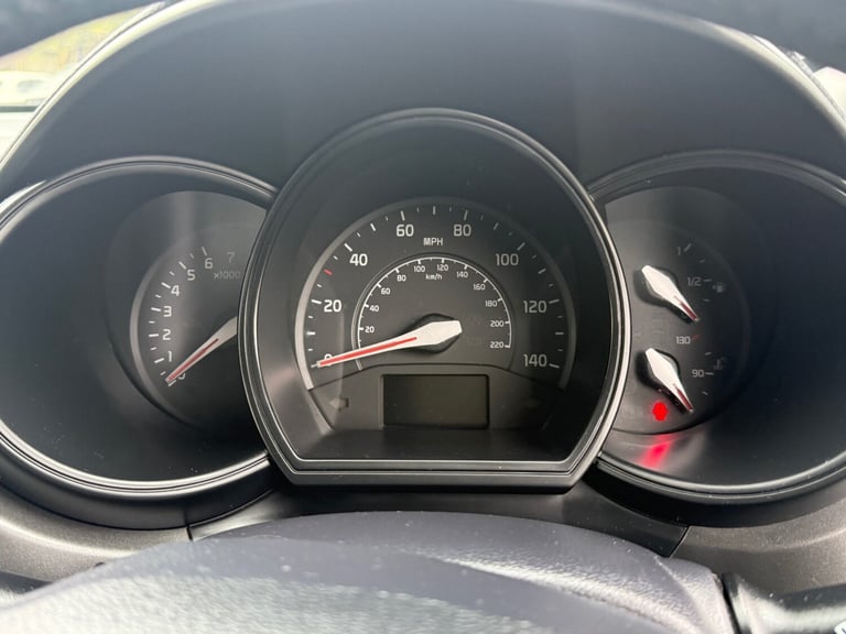 2013 Kia Rio 1.25 2 5dr HATCHBACK Petrol Manual