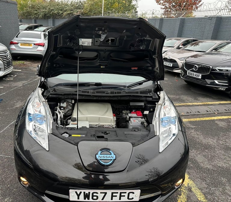 2017 Nissan Leaf 80kW Tekna 24kWh 5dr Auto HATCHBACK ELECTRIC Automatic