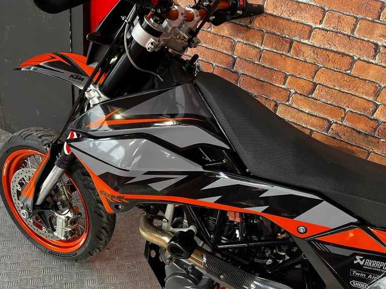 2012 KTM 690 SMC LOTS OF EXTRAS