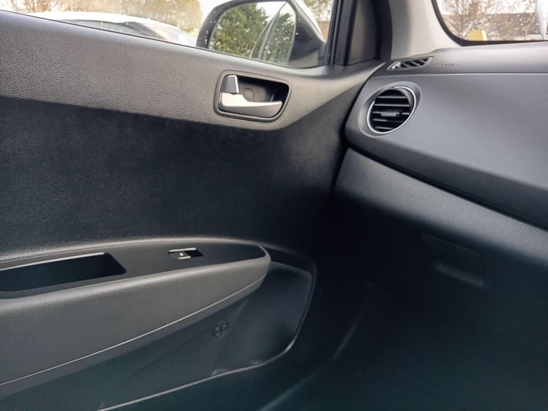 2018 Hyundai i10 1.0 Premium Euro 6 5dr HATCHBACK Petrol Manual