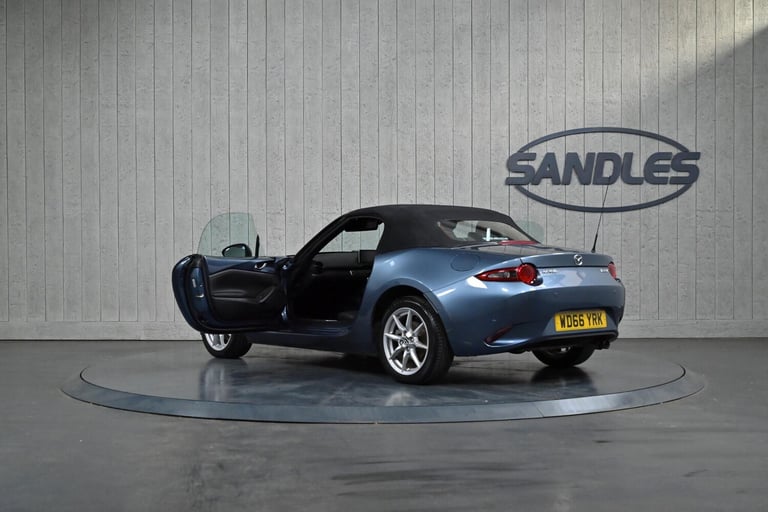 2017 Mazda MX-5 1.5 SKYACTIV-G Arctic Euro 6 2dr CONVERTIBLE Petrol Manual