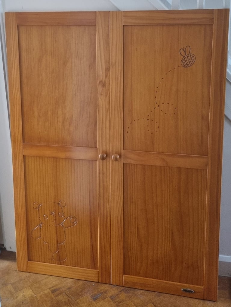 OBaby wardrobe