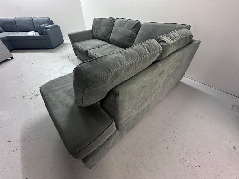 DFS ORKA RIGHT CORNER SOFA- Delivery option