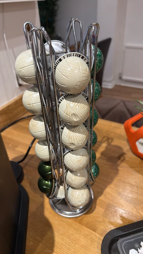 Nespresso Coffee machine, milk frother & pods