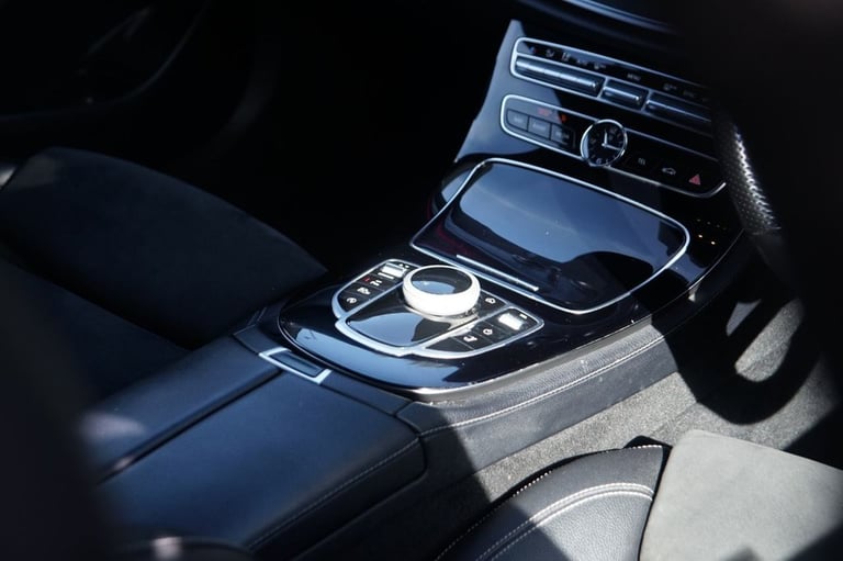 2017 Mercedes-Benz E Class 2.0 E220d AMG Line Estate 5dr Diesel G-Tronic+ Euro 6 (s/s) (194 ps) E...