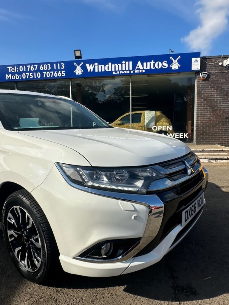 2016 Mitsubishi Outlander 2.0h 12kWh GX4hs SUV 5dr Petrol Plug-in Hybrid CVT 4WD Euro 6 (s/s) (20...