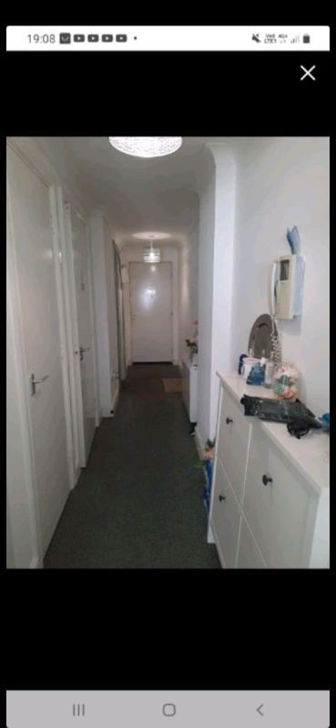 Looking for 2 to 3 bedrooms to swap 