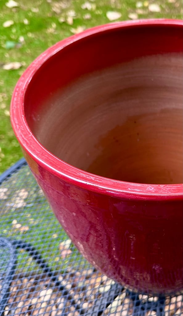 Brand new glazed pot, two colours . 11 x13 inches 