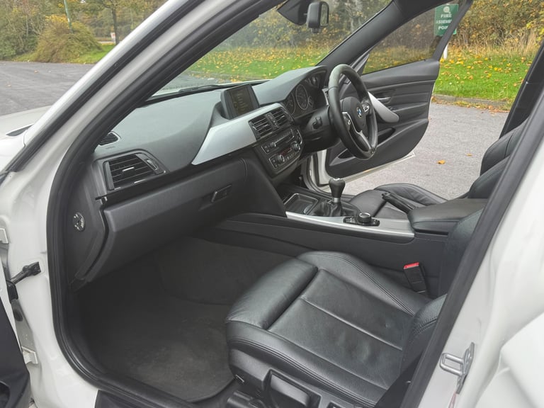 BMW, 3 SERIES, Saloon, 2014, Manual, 1995 (cc), 4 doors