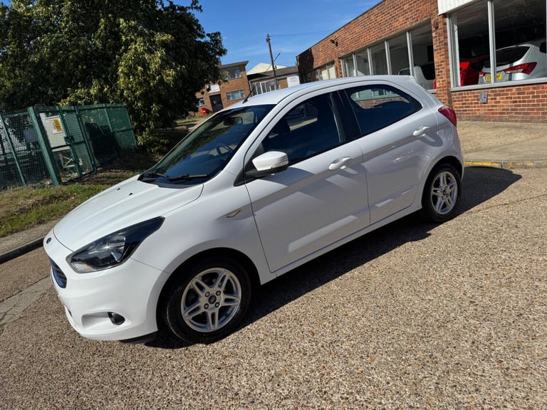 2017 Ford Ka+ 1.2 Ti-VCT Zetec Euro 6 5dr HATCHBACK Petrol Manual