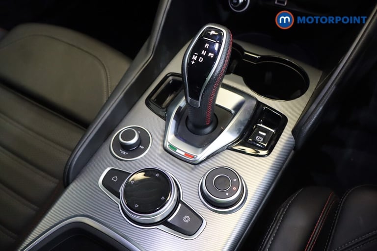 2024 Alfa Romeo Giulia 2.0 Turbo Competizione 4dr Auto Saloon Petrol Automatic