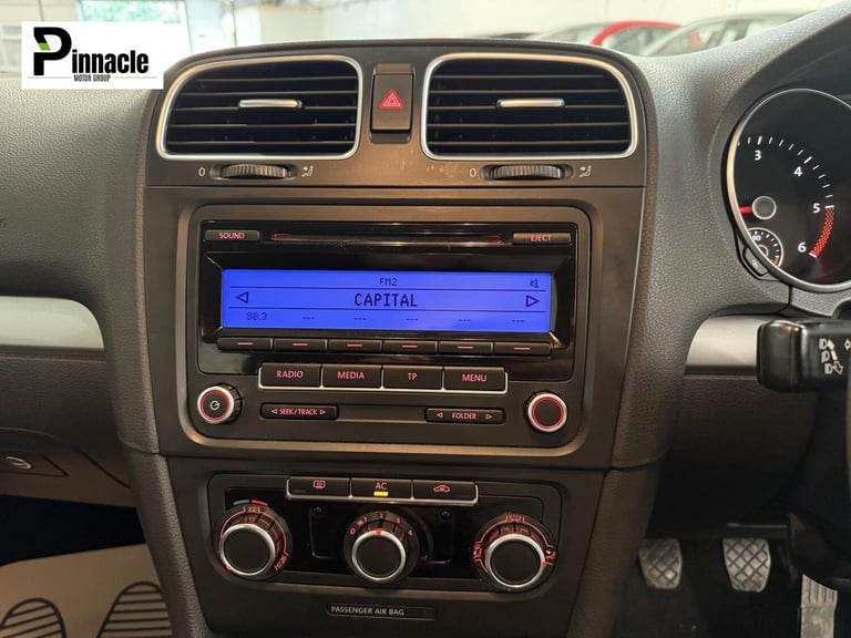 2009 Volkswagen Golf 1.6 TDI S Hatchback 5dr Diesel Manual Euro 5 (105 ps) Hatchback Diesel Manual