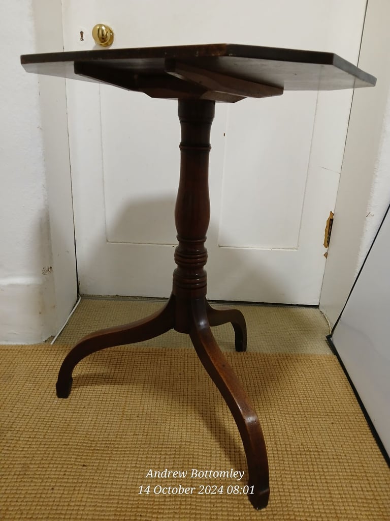Georgian Mahogany Flip Side Table