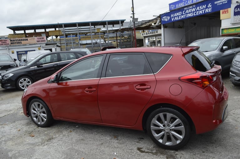 2014 Toyota Auris 1.8 VVTi Hybrid Excel 5dr CVT Auto ONE OWNER SAT NAV  HATCHBACK Petrol/Electric...