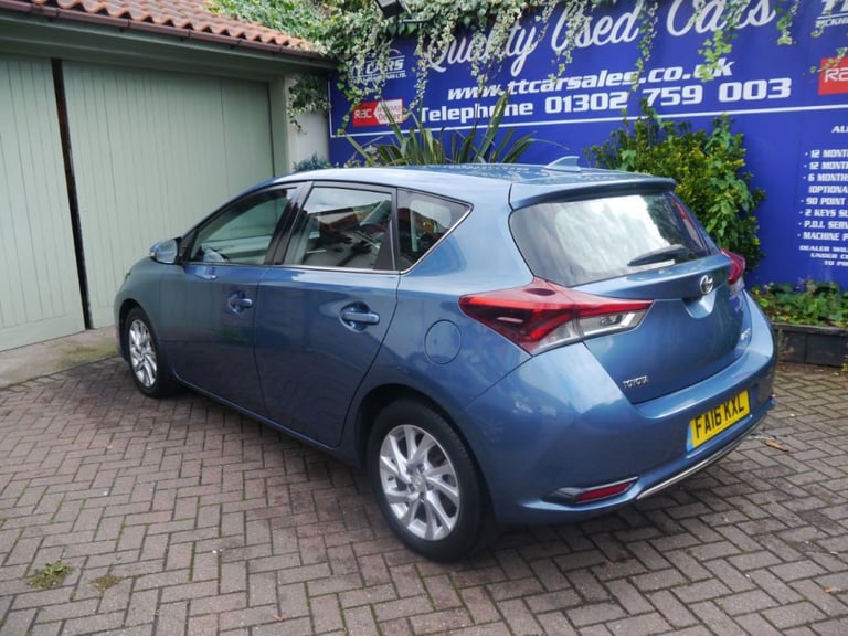  Toyota Auris 1.6 D-4D Business Edition 5dr Diesel