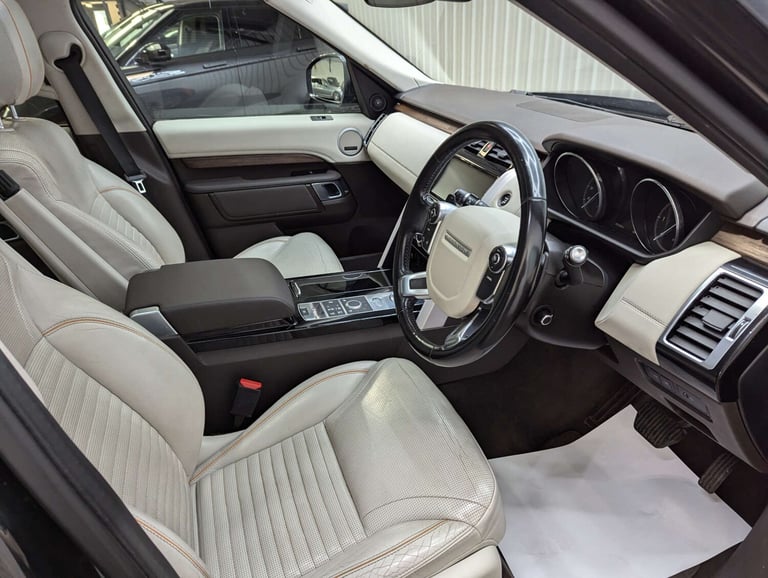 2017 Land Rover Discovery 2.0 Discovery HSE SD4 Auto 4WD 5dr SUV Diesel Automatic