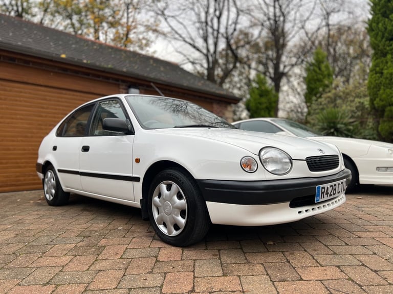 1997 Toyota Corolla 1.3 GS 5dr Auto HATCHBACK Petrol Automatic