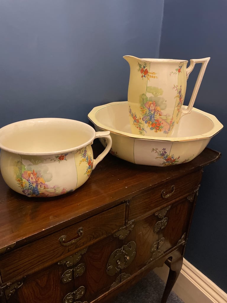 image for Antique Royal winton Jug and wash bowl + bed pan 