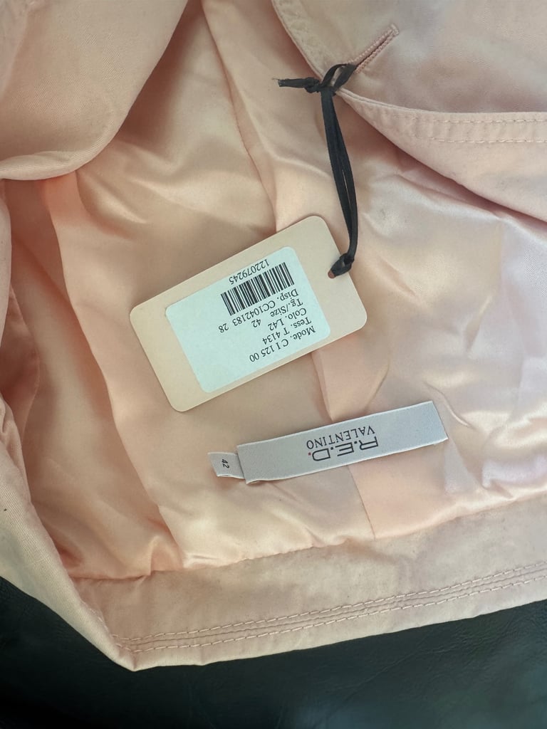 Brand new women's genuine Valentino jacket size 42