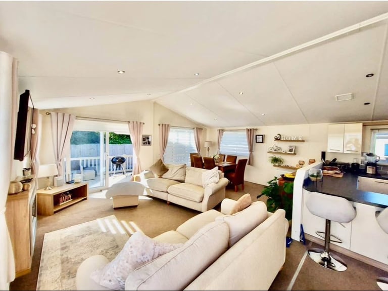 image for Fully furnished Luxury Lodge for Sale