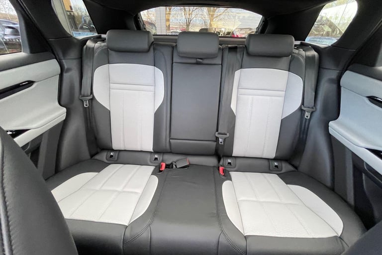  Land Rover Range Rover Evoque 2.0 D200 MHEV Autobiography SUV 5dr Diesel Auto 4WD Euro 6 (s/s) (...