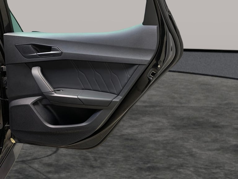 2024 Cupra Leon 1.4 eHybrid 12.8kWh VZ2 Design Edition Hatchback 5dr Petrol Plug-in Hybrid  Hatch...