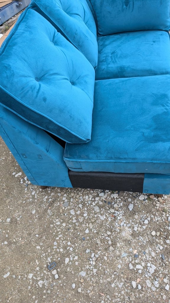 2 x sofa parts 