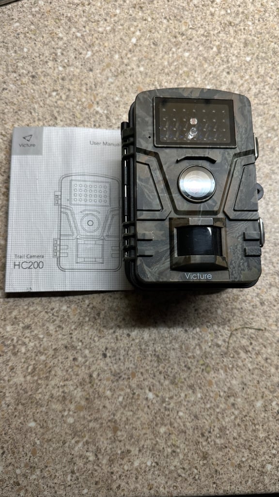 Victure hc200 animal wildlife trial camera security Come with manual battery’s and memory card