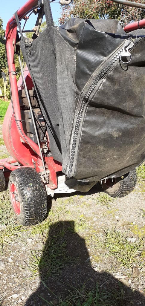 Countax  Hurricane  ES 400  Leaf vac