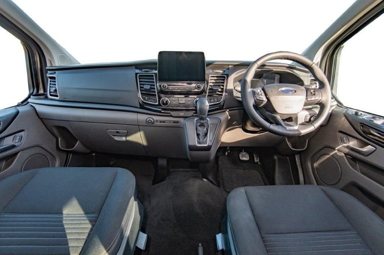 Wellhouse Ford Custom LUX XL 2