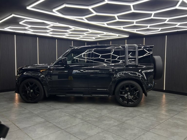 2021 Land Rover Defender 3.0 D300 X-Dynamic HSE 110 5dr Auto [7 Seat] ESTATE DIESEL Automatic