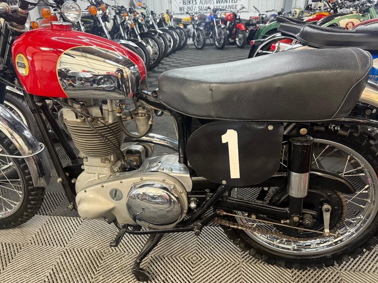 1954 Ariel Mk1 HS 500 scrambler, presented in restored condition, px welcome