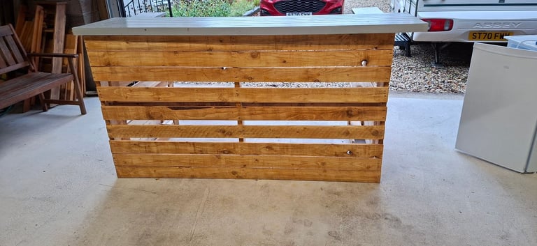 image for Wooden Pallet Bar