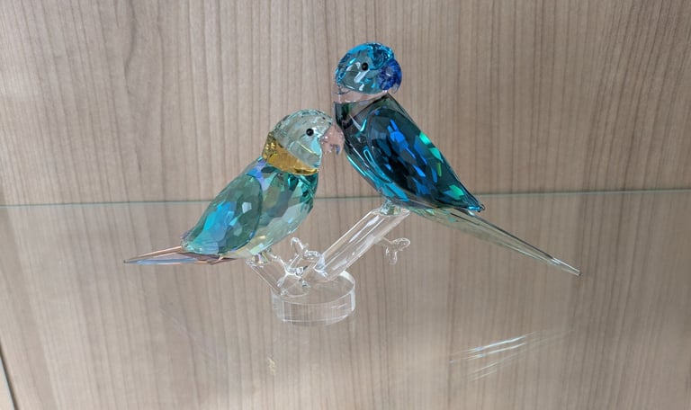 Jungle Beats Parakeet Couple Fife & Fifer 5577124 Size: 9.3 x 18.4 x 5 cm