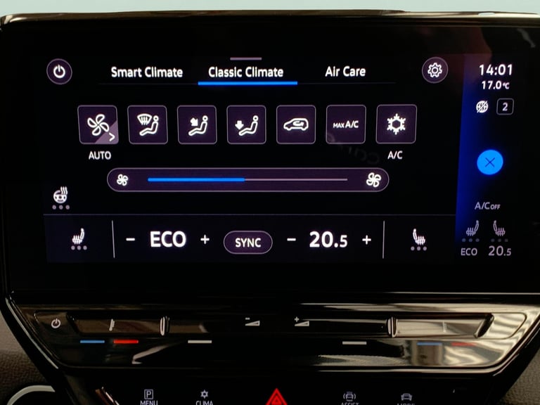 2022 Volkswagen ID.3 Pro Performance 58kWh Family Hatchback 5dr Electric Auto (204 ps) - LED - R ...