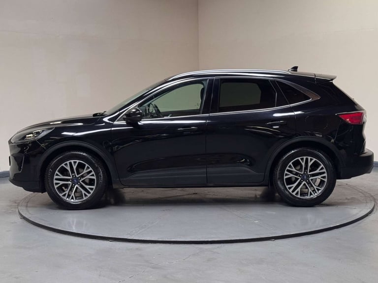 2020 Ford Kuga 1.5 EcoBlue Titanium First Edition Euro 6 (s/s) 5dr SUV Diesel Manual