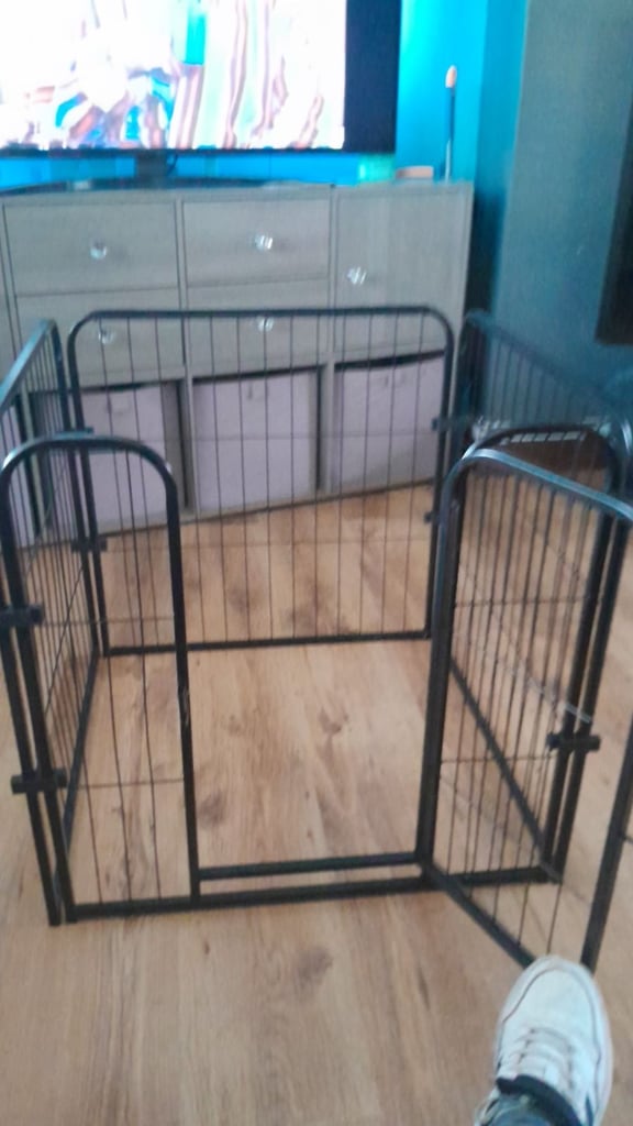 Puppy pen